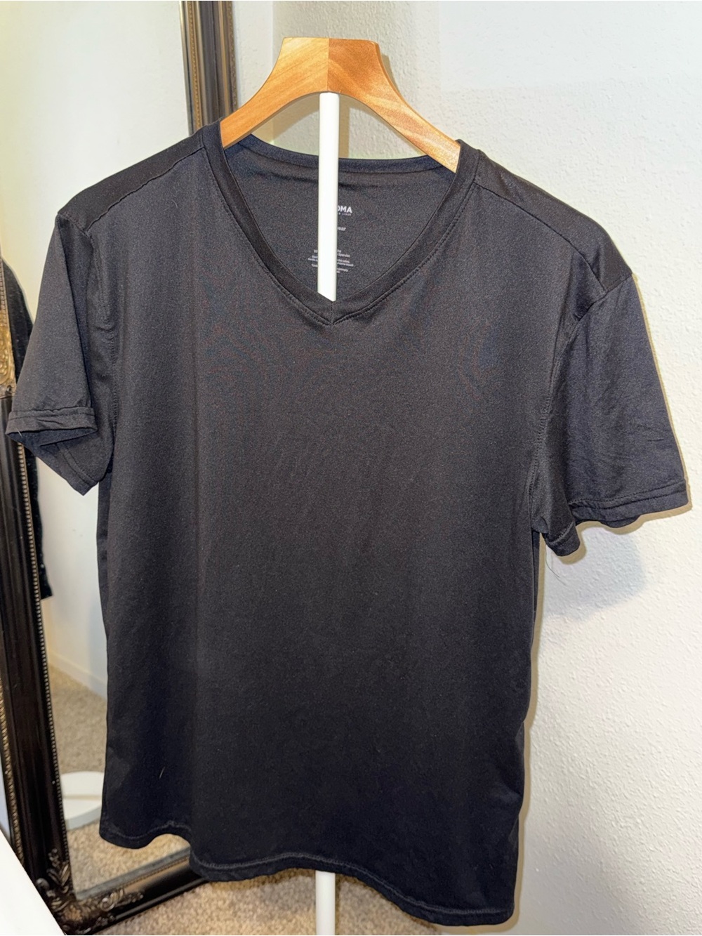 Sonoma Men's Black V-Neck Sleepwear Tee Short Sleeve M